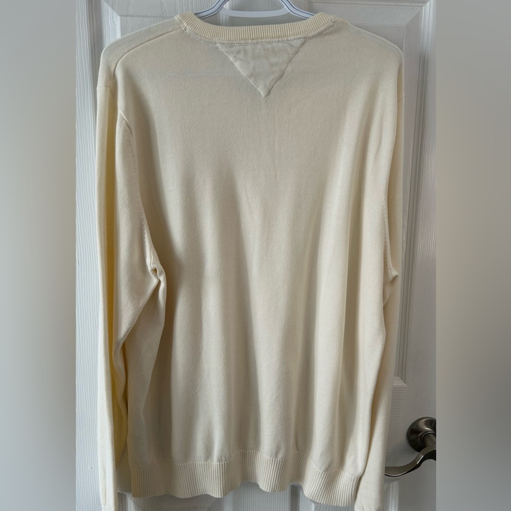 Tommy Hilfiger Men's Off-White V-Neck Sweater - Picture 7 of 7